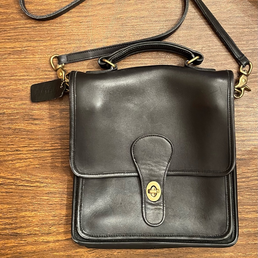 Vintage coach station bag. EUC